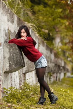 侍卫把贵女怼树干HHH