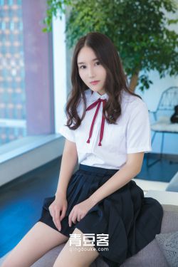 任嘉伦和聂欢的婚纱照